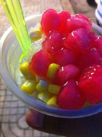 ไอศครีมกะทิสดสวายเรียง สามแยกหนองไผ่ล้อม