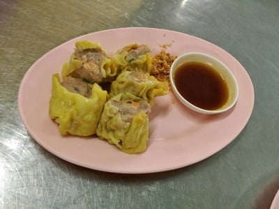 อ๋องทิพย์รส (อ๋องช้างเผือกลูกชิ้นหัวนม)