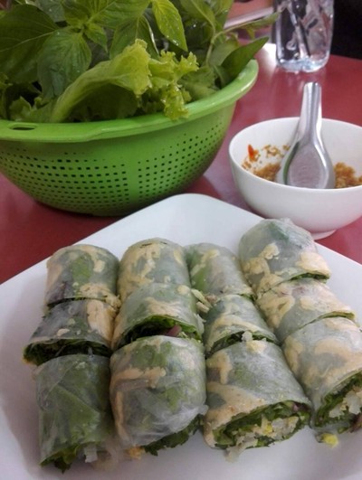 อัมพรแหนมเนือง(ต้นตำรับ) หน้าร.ร.ขอนแก่นวิทยายน