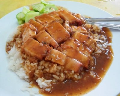 ข้าวหมูแดงสีมรกต ซอย สุกร1