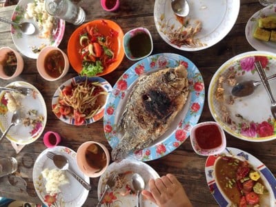 ชุดสอง