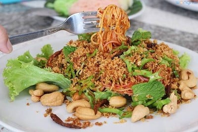 ขนมจีนเส้นสดแม่จันคำ