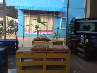 ที่นั่งริมๆ