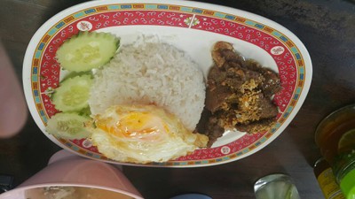 ข้าวมันไก่เจ๊จู