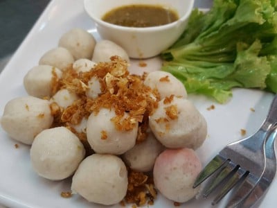 แม่เจริญ หนองมน