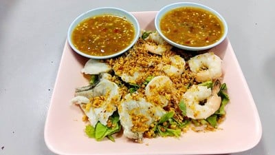ปลา+กุ้งลวก