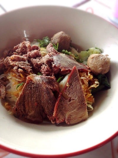 ข้าวซอยป้าไพ