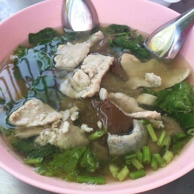 เกาเหลาต้มเลือดหมู