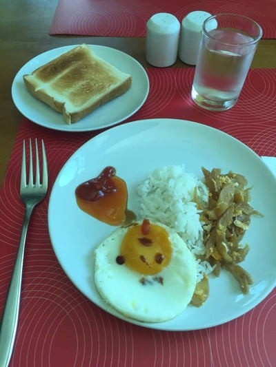 ข้าว ไข่ดาว ไชโป๊