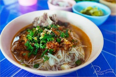 ข้าวซอยป้านางคำ (Khao Soi Pah Kham) ข้าวซอยป้านางคำ (Khao Soi Pah Kham)
