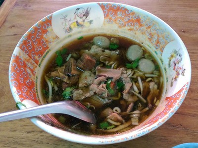 ก๋วยเตี๋ยวแดงโอชา