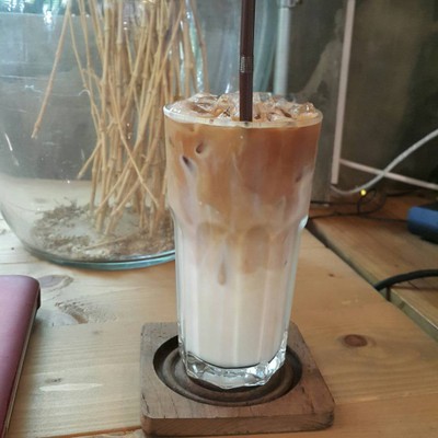 Blue Dye Cafe Sukhumvit 36