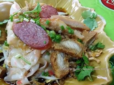 ก๋วยเตี๋ยวหลอดเจ๊แดงเยาวราช