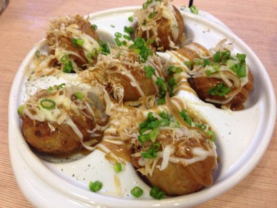 ทาโกะยากิ (65฿)