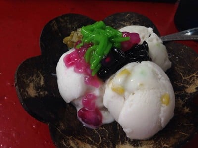 ไอติมโบราณ ลุงดำ