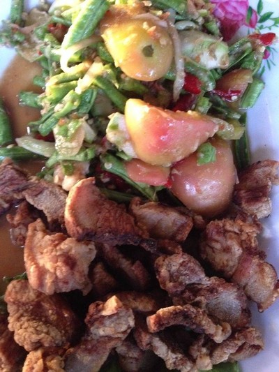 ตำแตงหมูกรอย