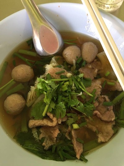 หอมโอชา 2 ถนน วัชรสฤษดิ์ (ตรงข้ามหอประชุมเปรมฯ)