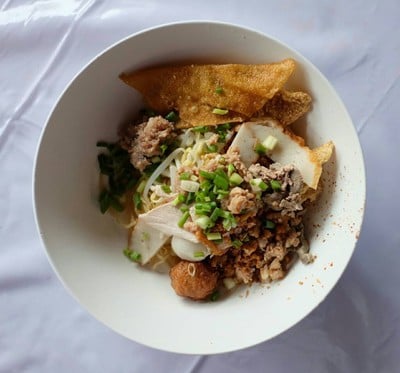 บะหมี่แห้งต้มยำ