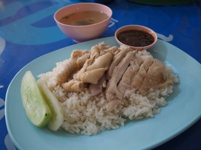 ข้าวมันไก่พิเศษ 30 บาท