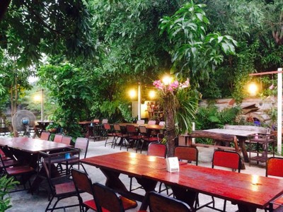 ครัวระเบียงน้ำ ลาดกระบัง