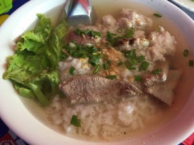 โจ๊กหลังมอประตูวิศวะ