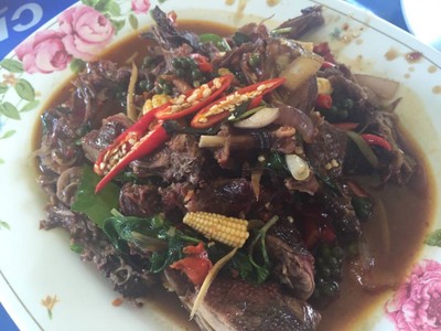 เป็ดย่างคูเมือง (KHU MUEANG DUCK GRILL) สาขาคูเมือง เป็ดย่างคูเมือง (KHU MUEANG DUCK GRILL) สาขาคูเมือง