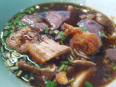 เจ้จูก๋วยจั๊บน้ำข้น (CHE CHU NAM KHON NOODLE) เจ้จูก๋วยจั๊บน้ำข้น (CHE CHU NAM KHON NOODLE)