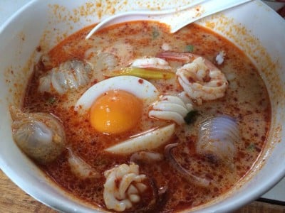 ก๋วยเตี๋ยวปากหม้อ เรนโบว์ (Noodlerollrainbow) ก๋วยเตี๋ยวปากหม้อ เรนโบว์ (Noodlerollrainbow)