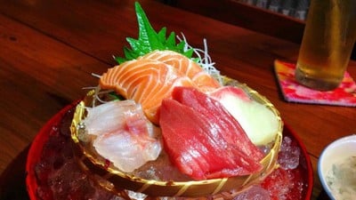 ซาชิมิ เซต 239฿ ชา ข้าว ซุป รีฟีล