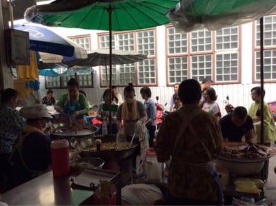 ทอดมัน ซอยละลายทรัพย์