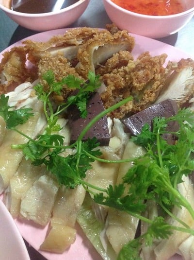 ราชาข้าวมันไก่ ตลาดธานินทร์