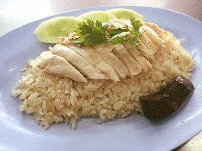 ข้าวมันไก่รักกาแฟ คลังเก่า (เฮียเอ้) (Hia Aey) ข้าวมันไก่รักกาแฟ คลังเก่า (เฮียเอ้) (Hia Aey)