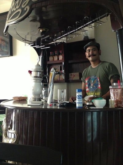 ช.ประทุมทอง หน้าพระลาน