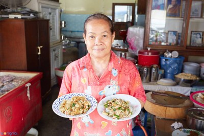 ป้าอ่อน ซอยก๊วน