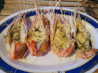 มิสเตอร์แซ่บ หลังแหลมทอง