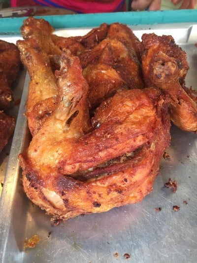 โซราญา ไก่ทอดหาดใหญ่ (Soraya fried Chicked) ตึกยูเอ็ม โซราญา ไก่ทอดหาดใหญ่ (Soraya fried Chicked) ตึกยูเอ็ม