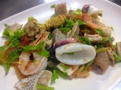 ลวกจิ้มทะเล