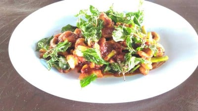 ครัวผู้ใหญ่วี (KHRUA PHUYAI WI RESTAURANT) ครัวผู้ใหญ่วี (KHRUA PHUYAI WI RESTAURANT)