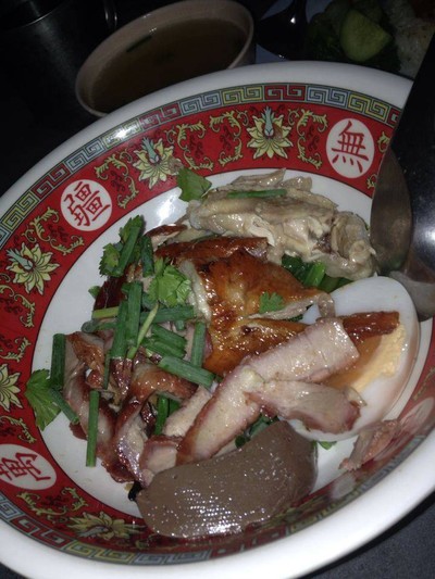 เฉโปแห้งแยกน้ำราด อร่อยจริงๆ