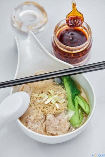 HONG KONG LUCKY RESTAURANT