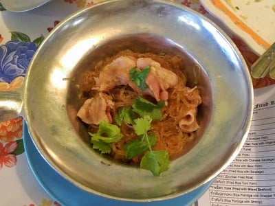 เมนูของร้าน ป.ข้าวผัดปู สันติธรรม