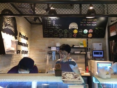 Seasons Premium Homemade Icecream
