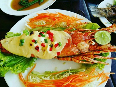 เรือริมธาร