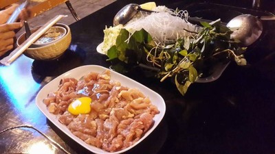 ครัวริมมูล (KHRUA RIM MUN RESTAURANT) ร่าา ครัวริมมูล (KHRUA RIM MUN RESTAURANT) ร่าา