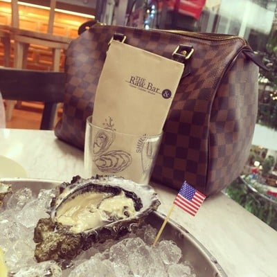 Belon Oyster Bar เอ็มควอเทียร์ Belon Oyster Bar เอ็มควอเทียร์