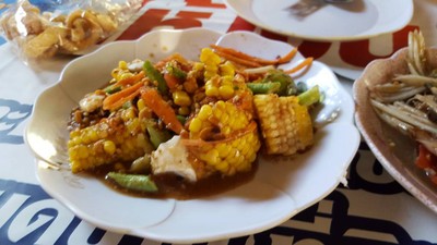 ตำข้าวโพดไข่เค็ม