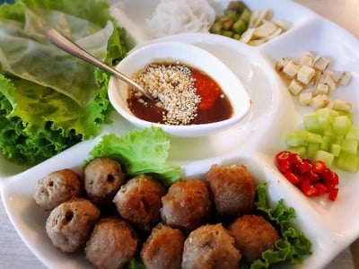 ที เฮาส์ เวียดนาม (T House Vietnamese) พระราม 6 ที เฮาส์ เวียดนาม (T House Vietnamese) พระราม 6