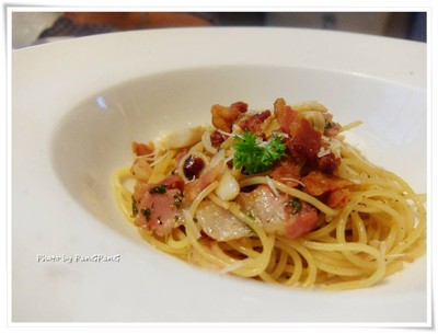 สปาเกตตี้ เบค่อนพริกแห้ง