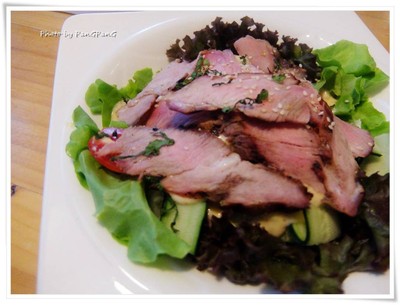 สลัดสันคอหมู