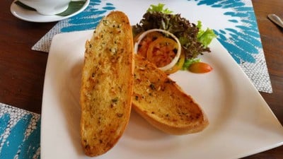 Sea Point Restaurant & Bar (ซีพอยท์เรสเตอรองท์แอนด์บาร์) Sea Point Restaurant & Bar (ซีพอยท์เรสเตอรองท์แอนด์บาร์)
